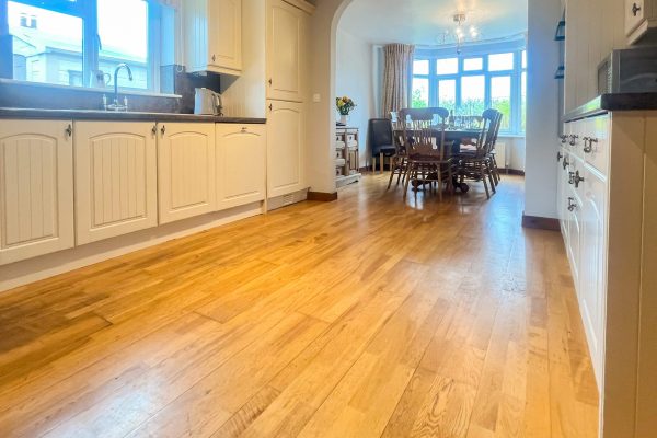 Kitchen to dining room